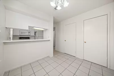 929 W Hickory Street #A14, Denton, TX 76201 - Photo 8