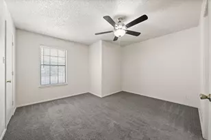 929 W Hickory St, Denton, TX 76201 - Photo 20