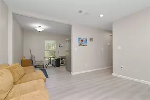 608 Westway St, Denton, TX 76201 - Photo 6