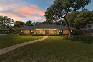 3431 Kiest Hill Dr, Dallas, TX 75233 - Photo 2