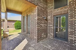 11100 Dunlavin Ct, Fort Worth, TX 76052 - Photo 4