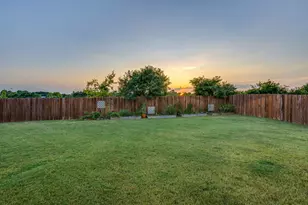 117 Mockingbird Hl Dr, Joshua, TX 76058 - Photo 38