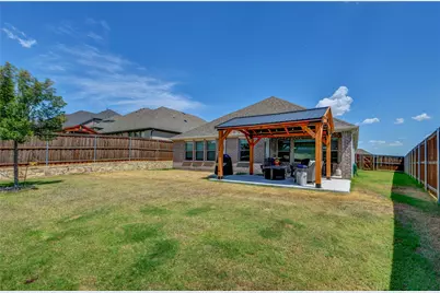 5612 Summit Creek Road, Fort Worth, TX 76126 - Photo 2