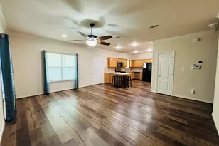 105 William St, Pottsboro, TX 75076 - Photo 4