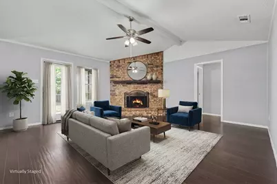 405 Sixpence Lane, Euless, TX 76039 - Photo 2