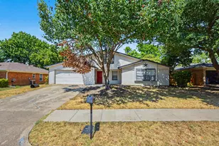 405 Sixpence Ln, Euless, TX 76039 - Photo 1