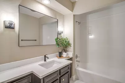 105 Lakeway Drive, Benbrook, TX 76126 - Photo 32