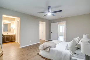 105 Lakeway Dr, Benbrook, TX 76126 - Photo 18