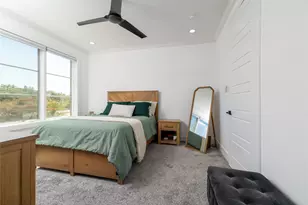 449 S Rayner St, Fort Worth, TX 76111 - Photo 28