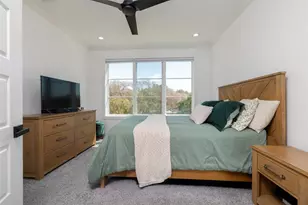 449 S Rayner St, Fort Worth, TX 76111 - Photo 26