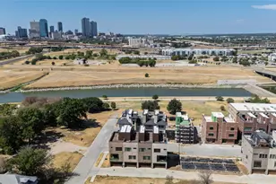 449 S Rayner St, Fort Worth, TX 76111 - Photo 38