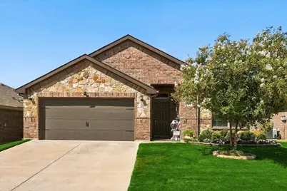 2504 Hadley Street, Weatherford, TX 76087 - Photo 2