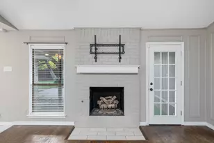 2017 Iron Horse Ct, Arlington, TX 76017 - Photo 14