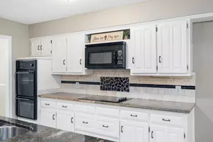 2017 Iron Horse Ct, Arlington, TX 76017 - Photo 12