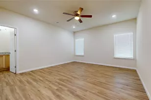 18636 Doubletree Dr, Justin, TX 76247 - Photo 8