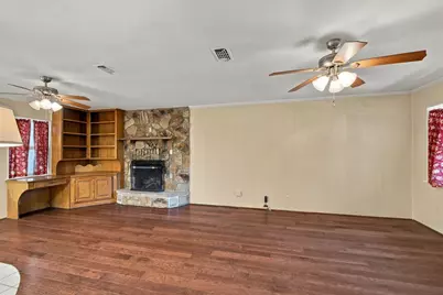 1802 Tulip Drive, Arlington, TX 76013 - Photo 14