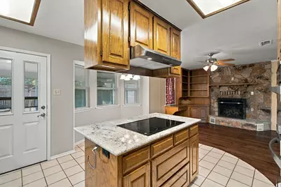 1802 Tulip Drive, Arlington, TX 76013 - Photo 10