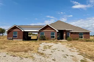 315 Co Rd 365, Gainesville, TX 76240 - Photo 1