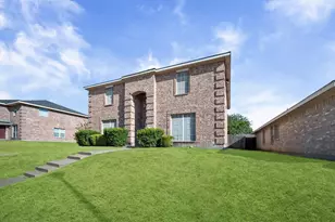 717 Eldorado Dr, DeSoto, TX 75115 - Photo 4