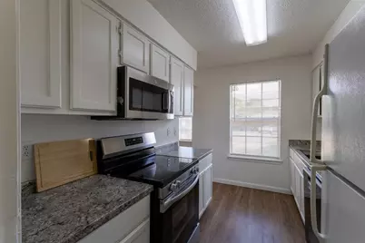 741 Woodland Court, Kennedale, TX 76060 - Photo 6