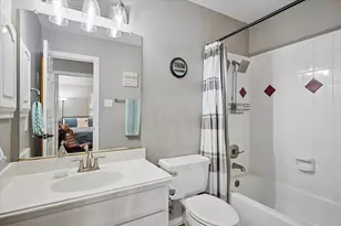 7525 Cedar Elm Dr, Irving, TX 75063 - Photo 28