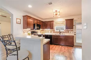 521 N Ave E, Springtown, TX 76082 - Photo 6