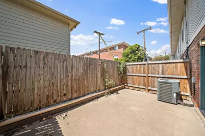 929 W Hickory Street #A10, Denton, TX 76201 - Photo 22