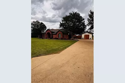 709 Hollingsworth Lane, Red Oak, TX 75154 - Photo 4