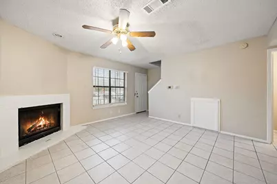 929 W Hickory Street #A15, Denton, TX 76201 - Photo 4