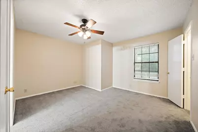 929 W Hickory Street #A15, Denton, TX 76201 - Photo 18