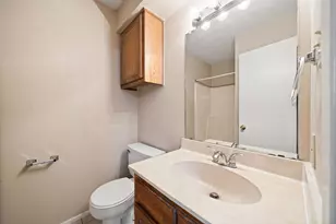 929 W Hickory St, Denton, TX 76201 - Photo 16