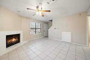 929 W Hickory St, Denton, TX 76201 - Photo 4