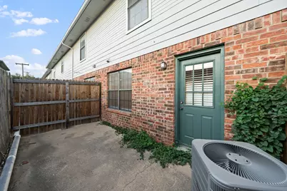 929 W Hickory Street #A15, Denton, TX 76201 - Photo 22