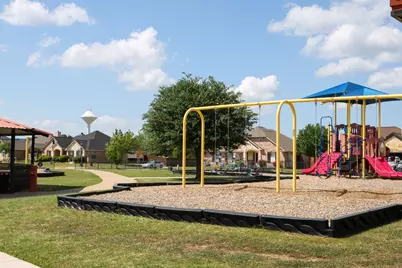 1005 Diane Street, Aubrey, TX 76227 - Photo 26