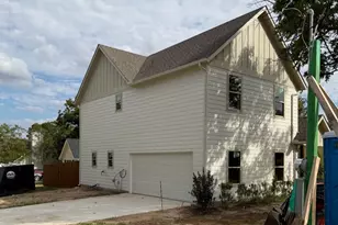 201 S Cates St, Decatur, TX 76234 - Photo 2
