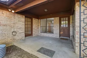 6437 Suncrest Ct, North Richland Hills, TX 76180 - Photo 36