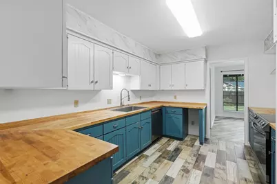 6437 Suncrest Court, North Richland Hills, TX 76180 - Photo 12