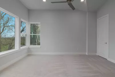 381 E Greenbriar Lane #1005, Dallas, TX 75203 - Photo 26