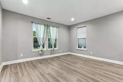 5505 Longcrest Drive, Garland, TX 75043 - Photo 14
