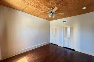 227 W Oak St, Denton, TX 76201 - Photo 6