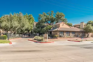 5757 E University Blvd, Dallas, TX 75206 - Photo 26