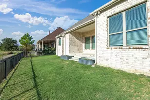1301 Carnoustie Dr, Ennis, TX 75119 - Photo 38
