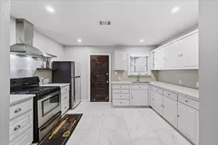 2614 Roanoke Ave, Dallas, TX 75235 - Photo 10