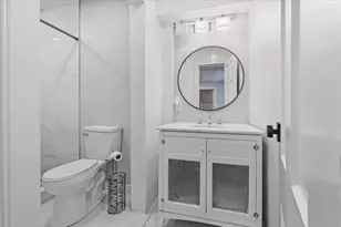 2614 Roanoke Ave, Dallas, TX 75235 - Photo 16