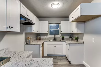 2801 Wren Avenue, Fort Worth, TX 76133 - Photo 8