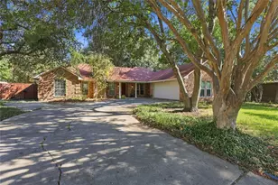 1309 Oxford Ln, Denton, TX 76209 - Photo 1