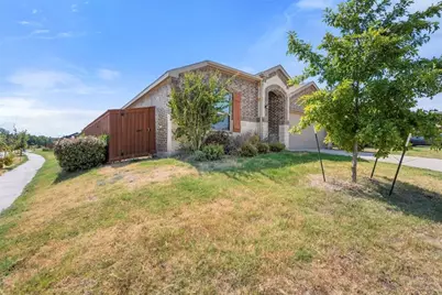 2901 Panhandle Drive, Heartland, TX 75126 - Photo 2