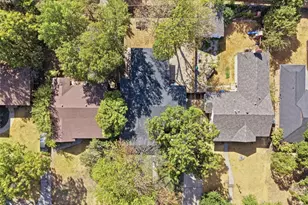 2908 Ryan Pl Dr, Fort Worth, TX 76110 - Photo 30