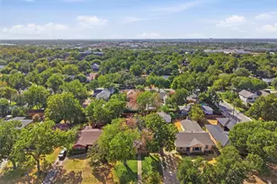 2908 Ryan Pl Dr, Fort Worth, TX 76110 - Photo 32