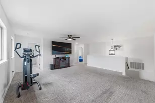 2501 Bunker Hill Dr, Burleson, TX 76028 - Photo 18